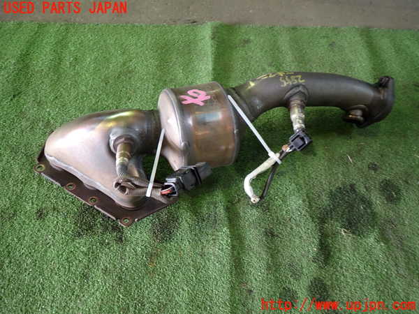 1UPJ-9228552041]ベンツ E300 ステーションワゴン(212255C)S212エキマニ1 中古_2