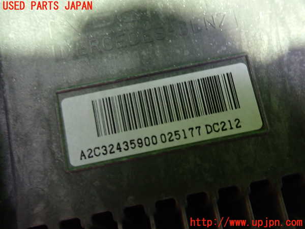 1UPJ-9228556629]ベンツ E300 ステーションワゴン(212255C)S212モニター 中古_3