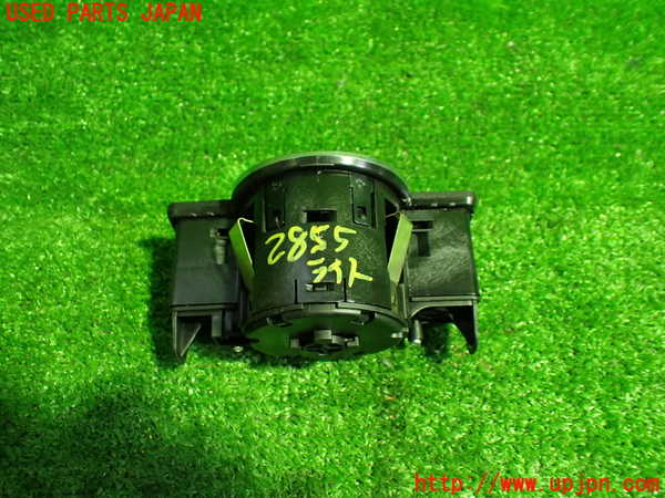 1UPJ-9228556285]ベンツ E300 ステーションワゴン(212255C)S212ライトスイッチ 中古_3