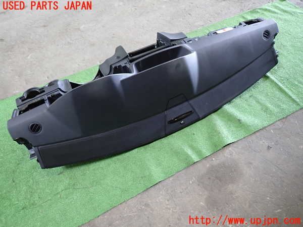 1UPJ-9228557505]ベンツ E300 ステーションワゴン(212255C)S212ダッシュボード 中古_2