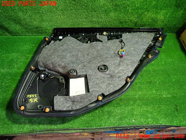 1UPJ-9228551324]ベンツ E300 ステーションワゴン(212255C)S212左後ドア内張り 中古_3
