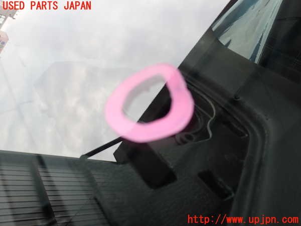 2UPJ-9228561195]ベンツ GLA250 4MATIC(156946)フロントガラス (43R-000134) 中古_2