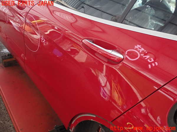 2UPJ-9228561320]ベンツ GLA250 4MATIC(156946)左後ドア (43R-001667) 中古_2