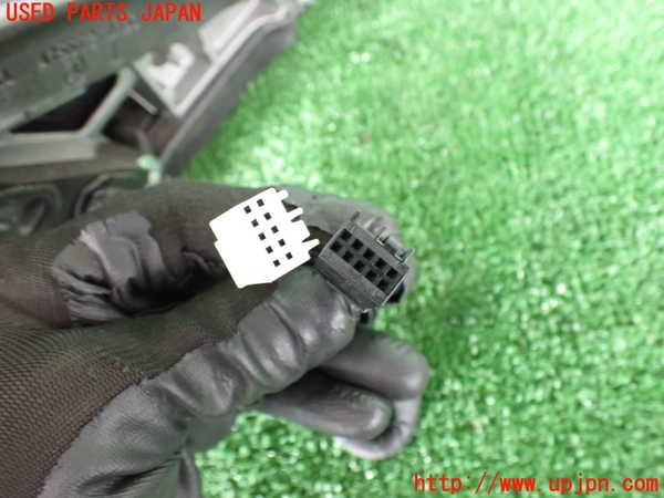 2UPJ-9228561212]ベンツ GLA250 4MATIC(156946)左ドアミラー 中古_4