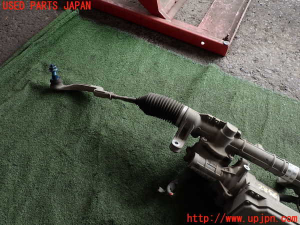 2UPJ-9228564235]ベンツ GLA250 4MATIC(156946)パワステギアボックス 中古_3