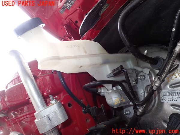 2UPJ-9228564050]ベンツ GLA250 4MATIC(156946)ブレーキマスターシリンダー 中古_2