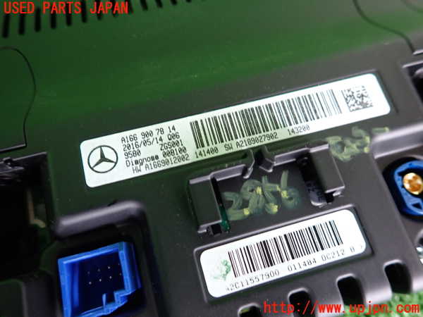 2UPJ-9228566629]ベンツ GLA250 4MATIC(156946)モニター 中古_3
