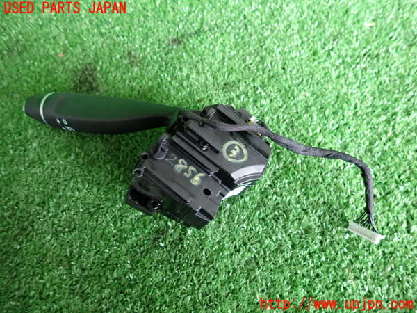 2UPJ-9228566308]ベンツ GLA250 4MATIC(156946)スイッチ3 中古_2