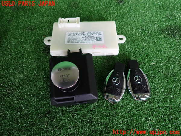 2UPJ-9228566110]ベンツ GLA250 4MATIC(156946)エンジンコンピューター 中古_3
