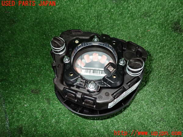 2UPJ-9228567865]ベンツ GLA250 4MATIC(156946)運転席側エアバッグカバー 中古_2