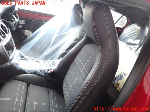 2UPJ-9228567065]ベンツ GLA250 4MATIC(156946)助手席シート 中古_2