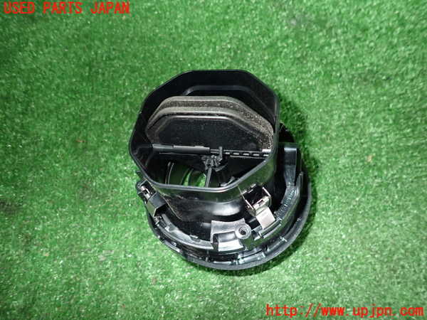 2UPJ-9228567527]ベンツ GLA250 4MATIC(156946)エアコン吹き出し口2 (右) 中古_3