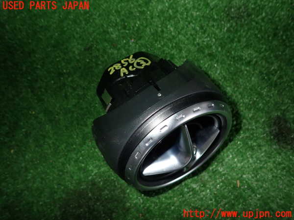 2UPJ-9228567528]ベンツ GLA250 4MATIC(156946)エアコン吹き出し口3 (左) 中古_2