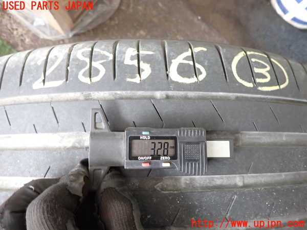 2UPJ-9228569043]ベンツ GLA250 4MATIC(156946)タイヤ　ホイール　1本③ 235/50ZR1 中古_2