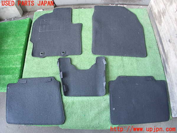 2UPJ-9228577800]アクア(AQUA)(MXPK11)フロアマット 中古_4