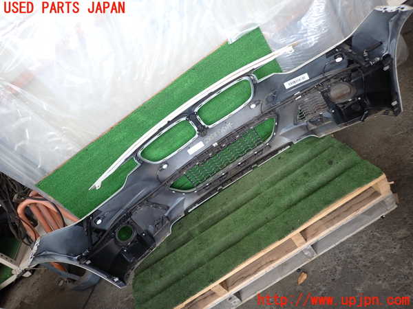 2UPJ-9228581010]BMW アクティブハイブリッド3(AH3)(3F30)(F30)フロントバンパー 中古_4