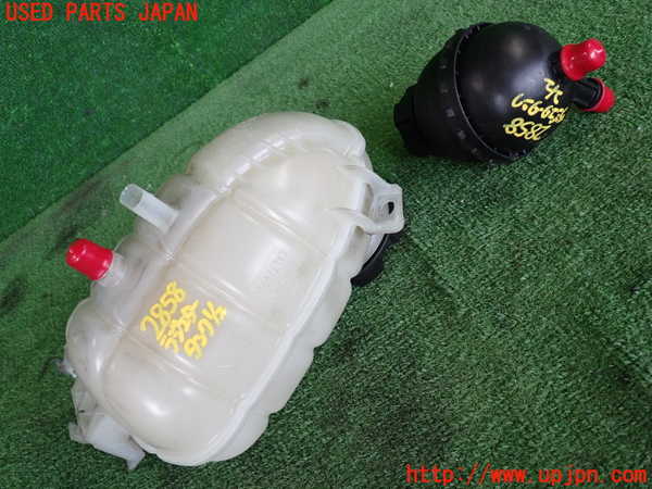 2UPJ-9228582410]BMW アクティブハイブリッド3(AH3)(3F30)(F30)ラジエータータンク 中古_2