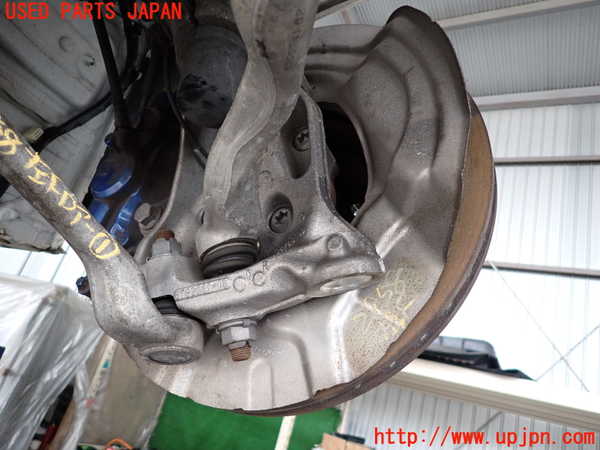 2UPJ-9228584295]BMW アクティブハイブリッド3(AH3)(3F30)(F30)左フロントナックルハブ 中古_2