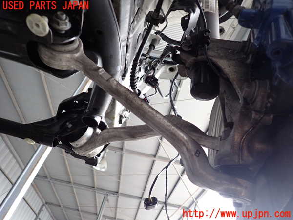 2UPJ-9228585176]BMW アクティブハイブリッド3(AH3)(3F30)(F30)右フロントロアアーム1 中古_2