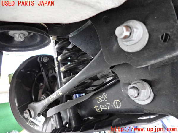 2UPJ-9228585227]BMW アクティブハイブリッド3(AH3)(3F30)(F30)左リアロアアーム2 中古_2