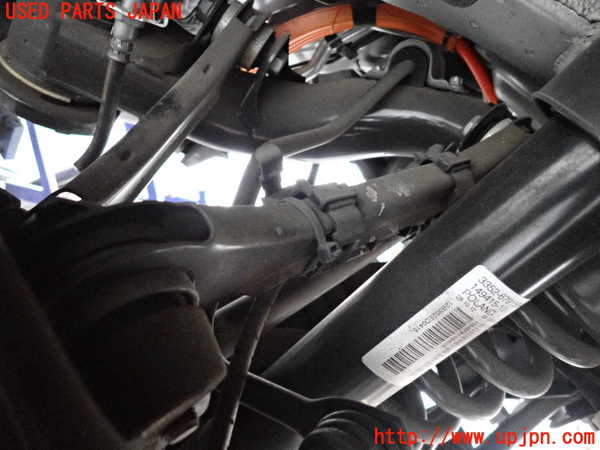 2UPJ-9228585157]BMW アクティブハイブリッド3(AH3)(3F30)(F30)左リアアッパーアーム2 中古_2