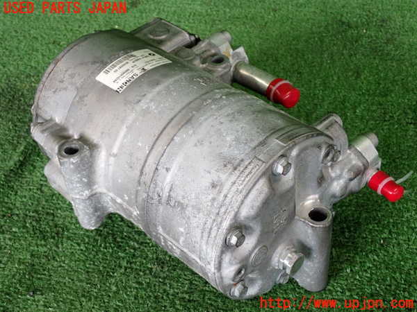 2UPJ-9228586025]BMW アクティブハイブリッド3(AH3)(3F30)(F30)エアコンコンプレッサー 中古_2