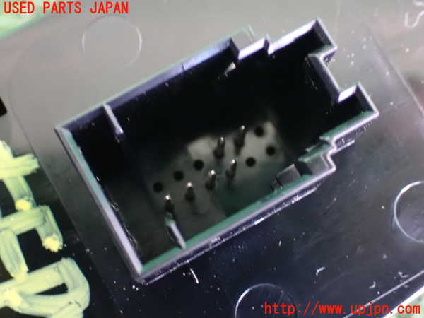 2UPJ-9228586240]BMW アクティブハイブリッド3(AH3)(3F30)(F30)右前パワーウィンドウスイッチ 中古_4