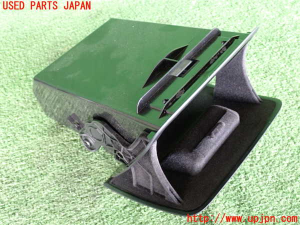 2UPJ-9228587841]BMW アクティブハイブリッド3(AH3)(3F30)(F30)小物入れ1 中古_3