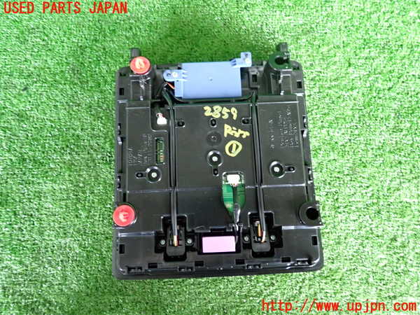 2UPJ-9228596411]レクサス・NX300h(AYZ10)ルームランプ1 (1列目真中) 中古_2