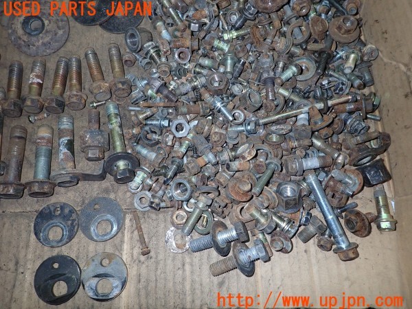 3UPJ=9228600720]ハイラックスサーフ(VZN130G)ネジ・ナット・ステー類 セット ジャンク_5
