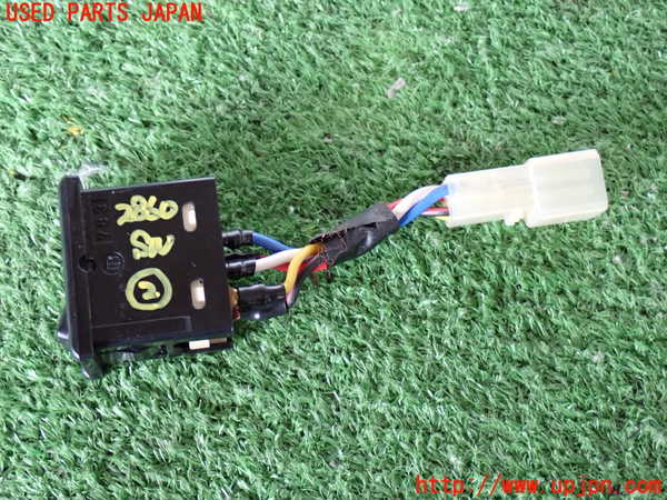 2UPJ-9228606307]ハイラックスサーフ N130系 4ドア(VZN130G)スイッチ2（走行モード） 中古_2