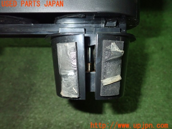 3UPJ=9228620631]ランクルプラド(KZJ78W)後期 社外ドリンクホルダー 中古_5