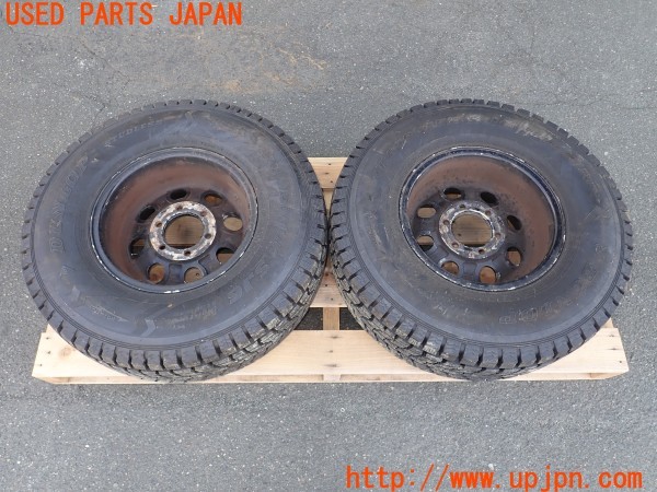 3UPJ=9228620962]ランクルプラド(KZJ78W)後期 社外 タイヤホイール 15×8J -28 PCD139.7 6穴 2本 スタッドレス 中古_4