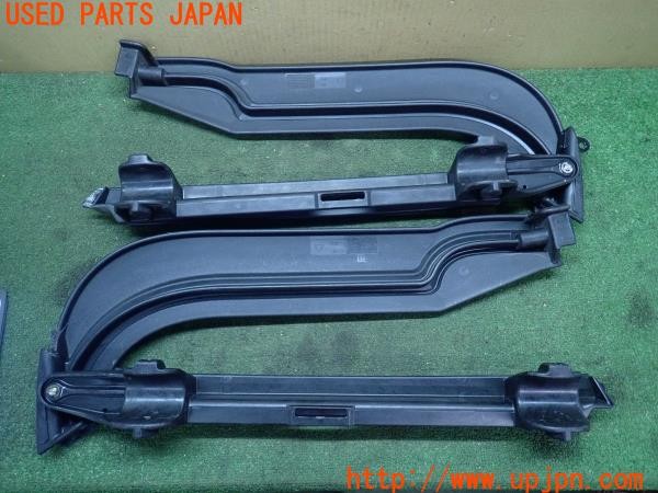 3UPJ=9228630013]ジープ ラングラー(TJ40S)純正 ウィンドシールドヘッダーチャンネル 中古_5