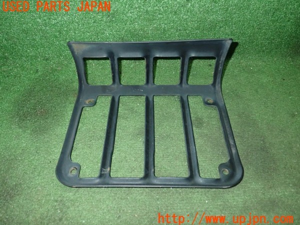 3UPJ=9228640012]ジープラングラー アンリミテッド(JK36L)社外 左テールランプガード 中古_4