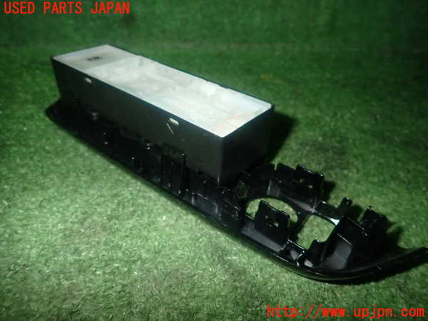 1UPJ-9228676240]ROOX(ルークス)(B44A)右前パワーウィンドウスイッチ 中古_2