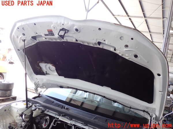 2UPJ-9228691060]ベンツ CLA200 d(118312M)ボンネットフード ジャンク品 中古_3