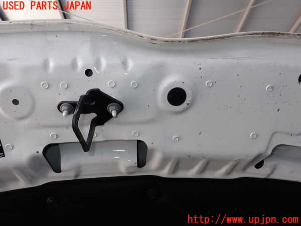 2UPJ-9228691060]ベンツ CLA200 d(118312M)ボンネットフード ジャンク品 中古_4