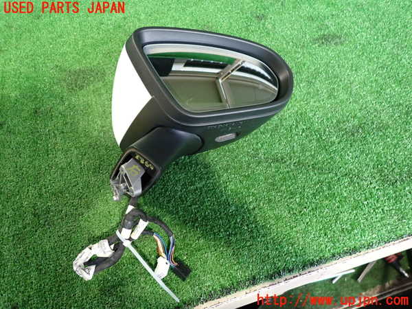 2UPJ-9228691210]ベンツ CLA200 d(118312M)右ドアミラー 中古_3