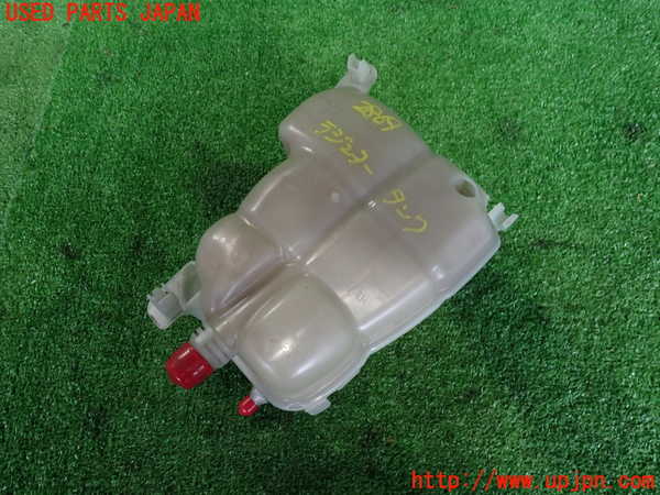 2UPJ-9228692410]ベンツ CLA200 d(118312M)ラジエータータンク 中古_2