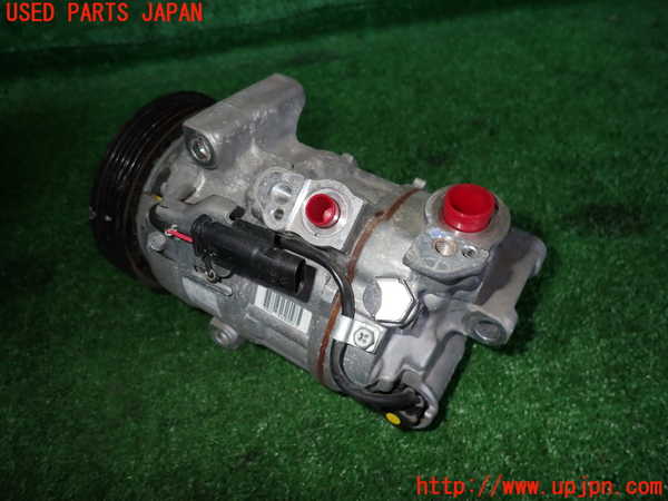 2UPJ-9228696025]ベンツ CLA200 d(118312M)エアコンコンプレッサー ジャンク品 中古_2