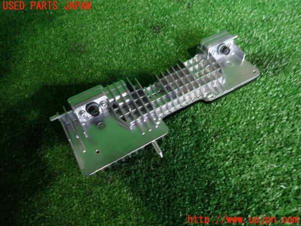 2UPJ-9228696381]ベンツ CLA200 d(118312M)センサー1 中古_2