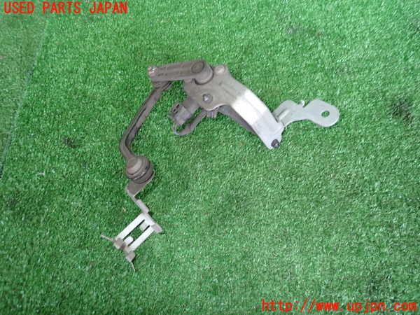 2UPJ-9228696382]ベンツ CLA200 d(118312M)センサー2 中古_2