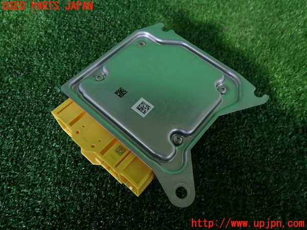 2UPJ-9228696145]ベンツ CLA200 d(118312M)エアバッグコンピューター ジャンク品 中古_2