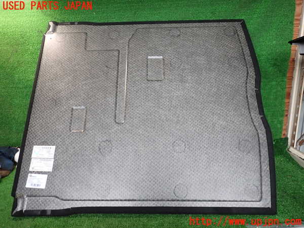 2UPJ-9228697771]ベンツ CLA200 d(118312M)ラゲッジトレイ1 中古_2