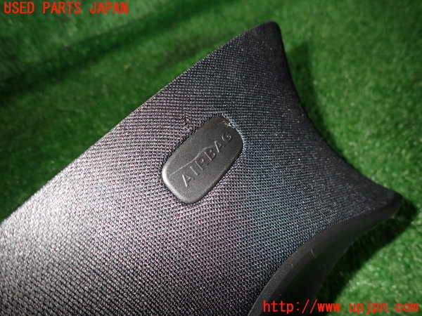 2UPJ-9228697680]ベンツ CLA200 d(118312M)左リアピラートリム 中古_2
