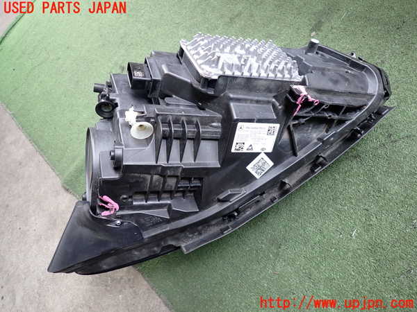 2UPJ-9228701130]ベンツ B200 d(247012)(W247)右ヘッドライト LED (ジャンク品) 中古_2