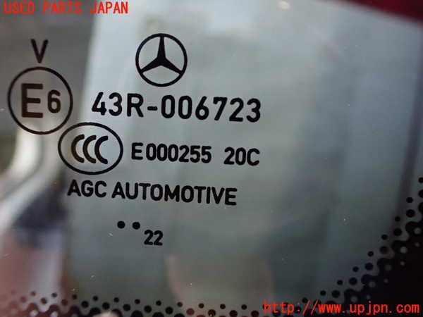 2UPJ-9228701380]ベンツ B200 d(247012)(W247)右クォーターガラス 中古(43R-006723)_2