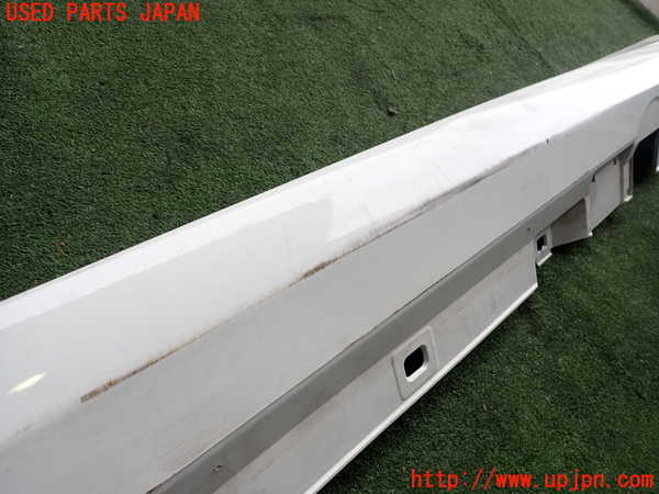 2UPJ-9228701392]ベンツ B200 d(247012)(W247)左サイドステップ 中古_3