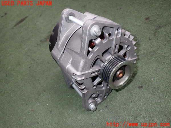 2UPJ-9228706015]ベンツ B200 d(247012)(W247)オルタネーター(ダイナモ) 中古_2